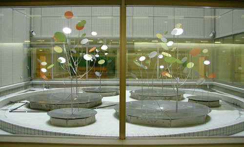 中庭アートワーク
